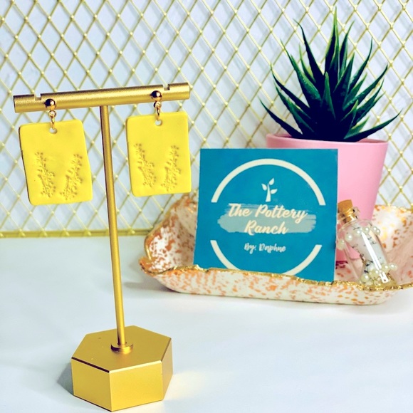 Handmade Statement Earrings - Picture 1 of 1